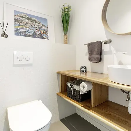 Apartman Vaeike-tallinn With Free Parking *